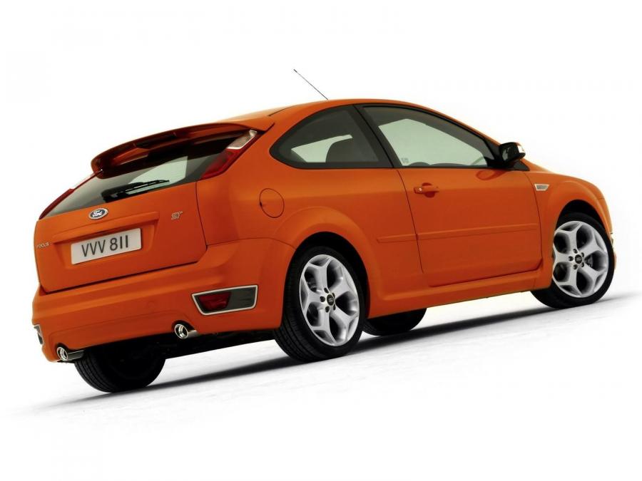  Ford Focus ST 2005 года  (UK) (фото 12 из 12)
